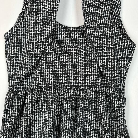 Urban Outfitter Silence + Noise Black and White Knee Length Dress Womens Size XS - Picture 10 of 13